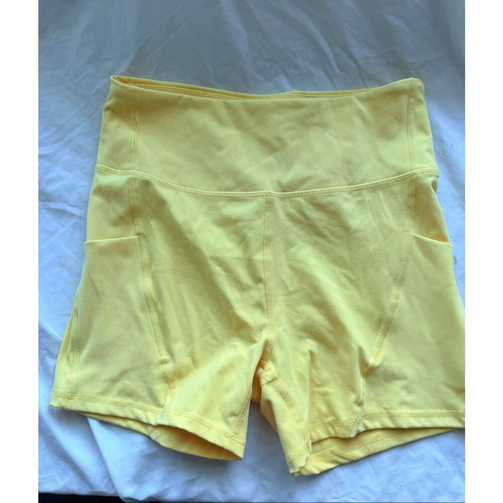 In Good State Pastel Yellow Pocket Athletic Biker Lounge Shorts Women's Size M